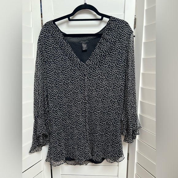 BLOUSE by SILKLAND WOMAN. SIZE 2X, BLK WITH WHITE DOTS. USED LIKE NEW - Picture 1 of 6